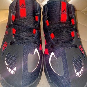 Brand NEW - Adidas Sneaker - Red & Black